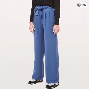 Lululemon Noir Pant Gatsby Blue size 6 wide leg